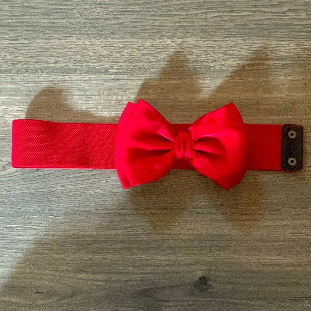 Red bow elastic waist belt